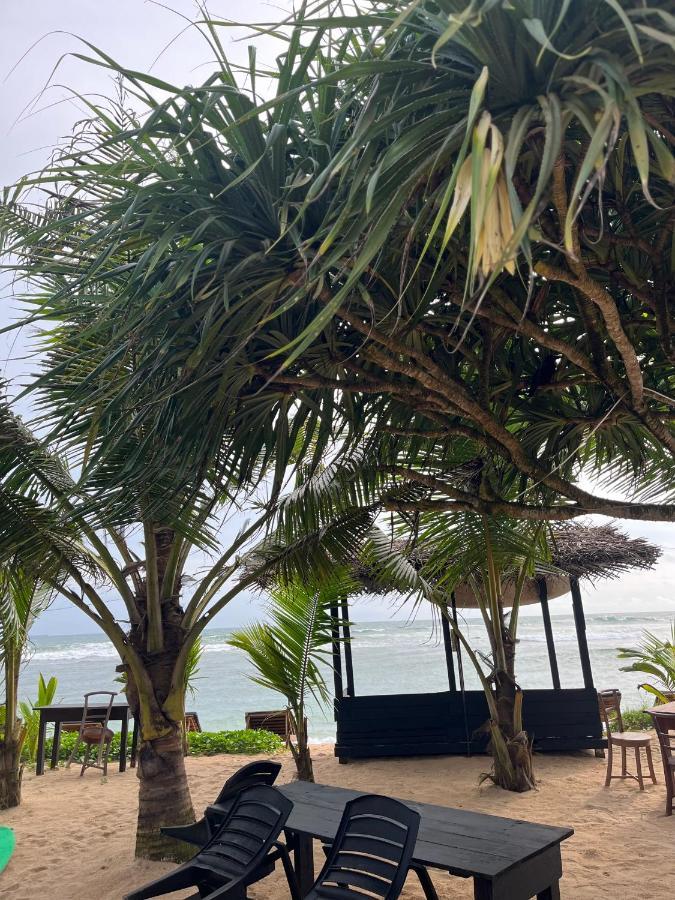 Sabine Holiday Resort And Restaurant Matara Exterior foto