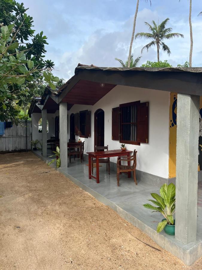 Sabine Holiday Resort And Restaurant Matara Exterior foto